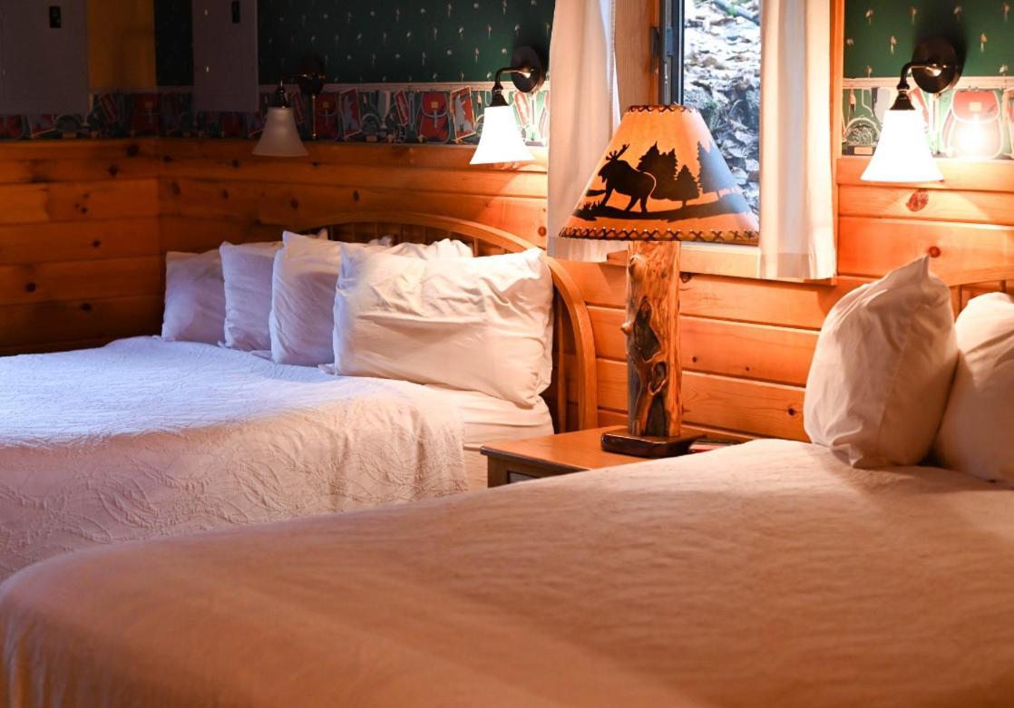 Gunflint Lodge *