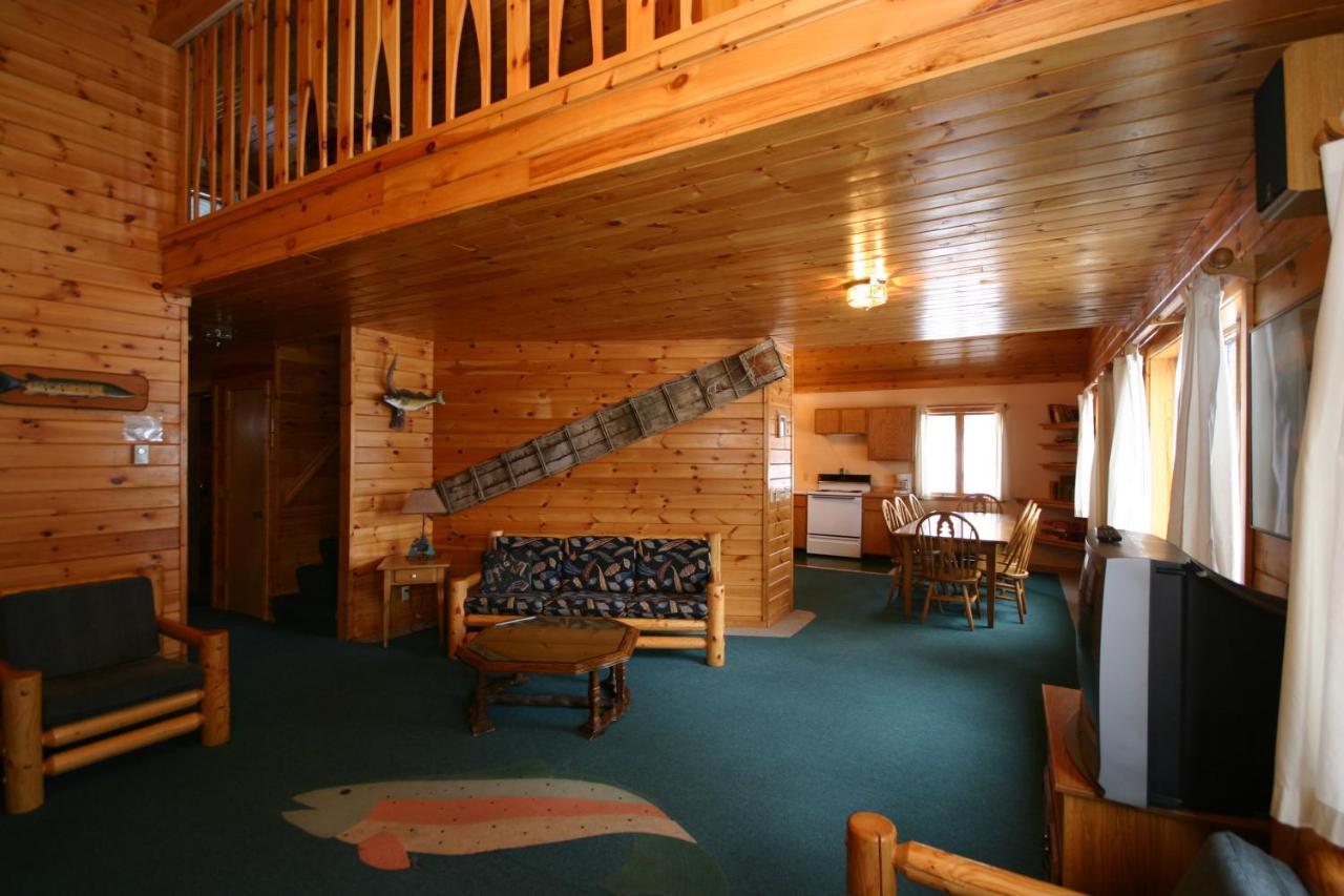 Gunflint Grand Marais